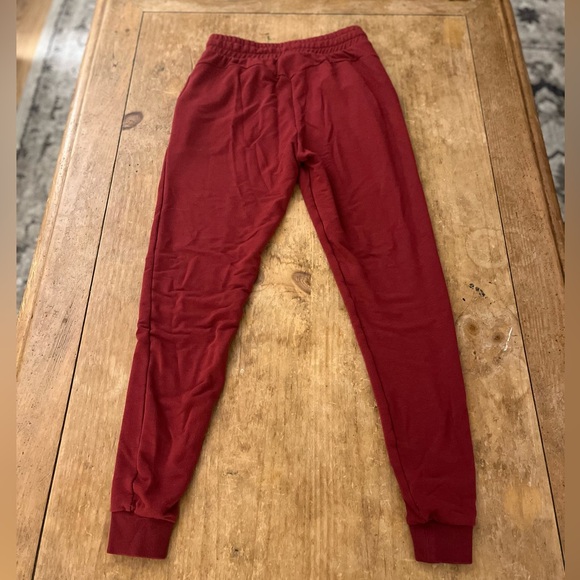 Women's Gymshark Set. - Picture 3 of 12